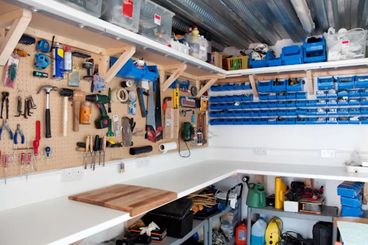 Come organizzare l’officina o il magazzino: soluzioni pratiche per professionisti