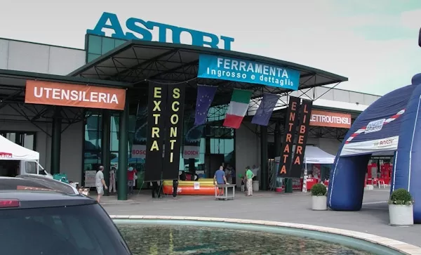 Ingrosso ferramenta a Montichiari (Brescia)
