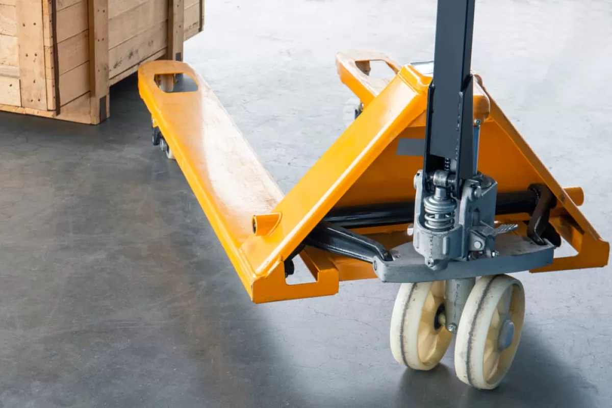 transpallet manuale per magazzino