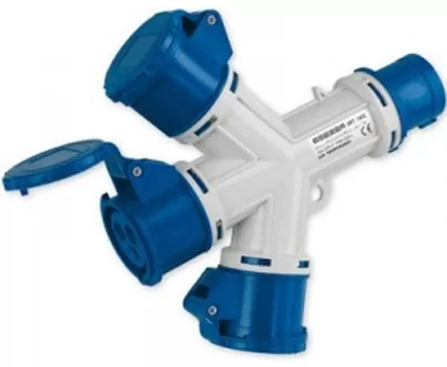 Moltip. 3 uscite 220v 16a ip44 ec690703 ec elettrocanali