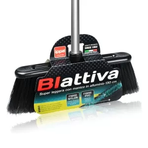 SCOPA CON MANICO BIATTIVA 385 IPPA
